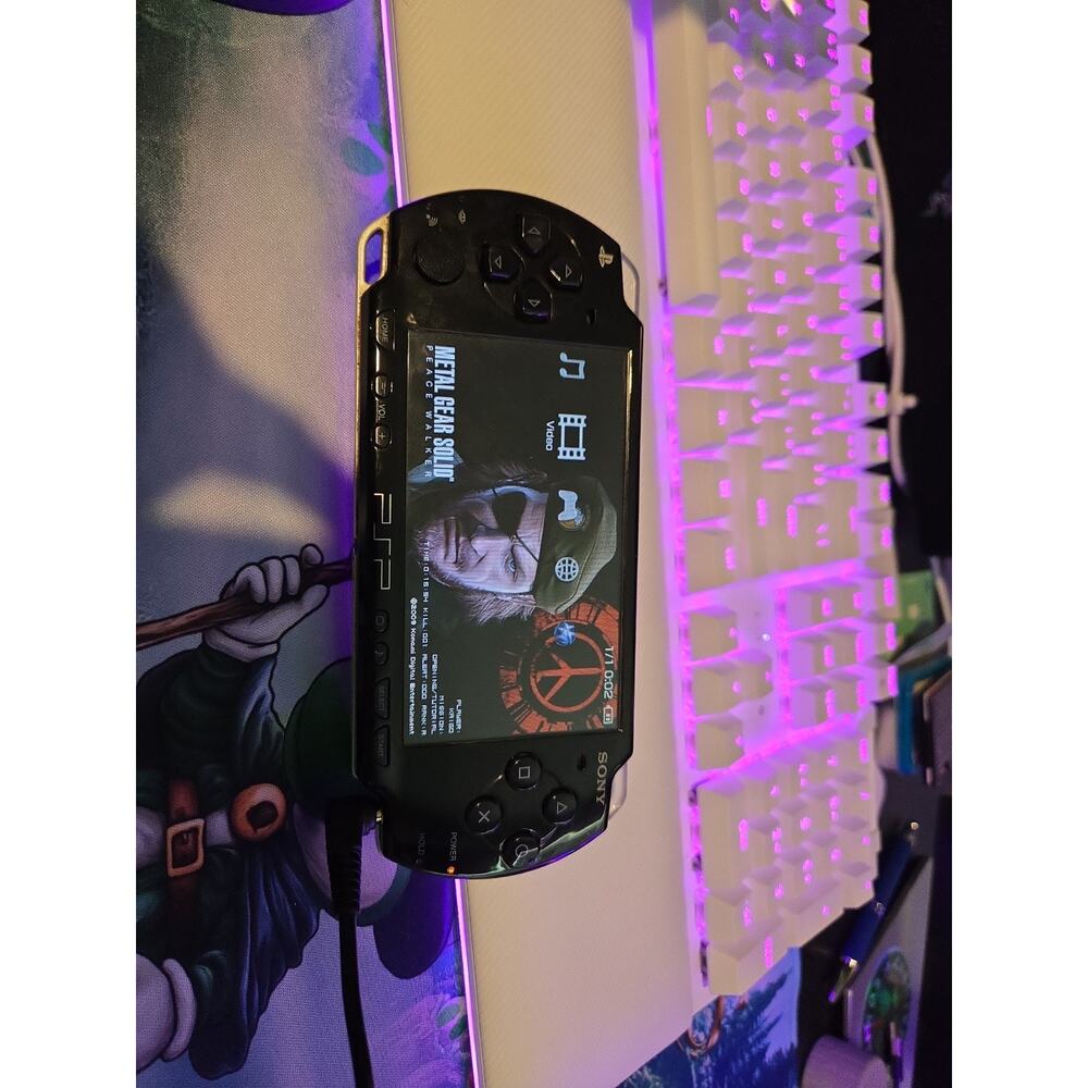 Sony PSP 2000 Black Handheld System Very Good
